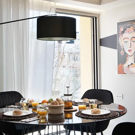 The H Experience - Stylish 2bd With Balcony In Center Appartamento